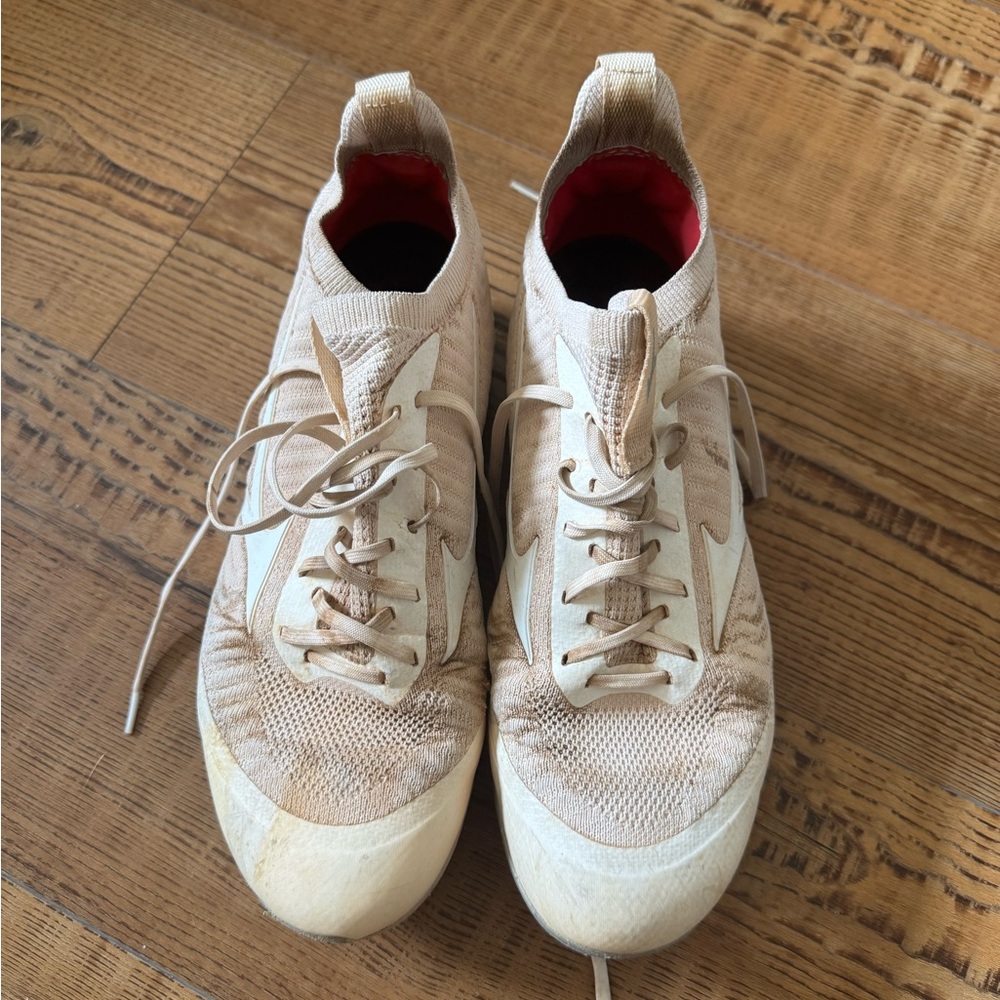 Mizuno metal cleats